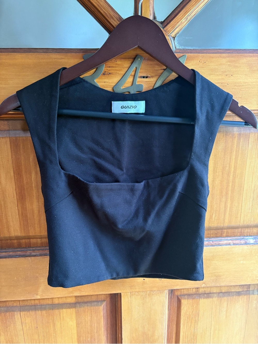 Guizio Women's Black Square-Neck Cropped Top